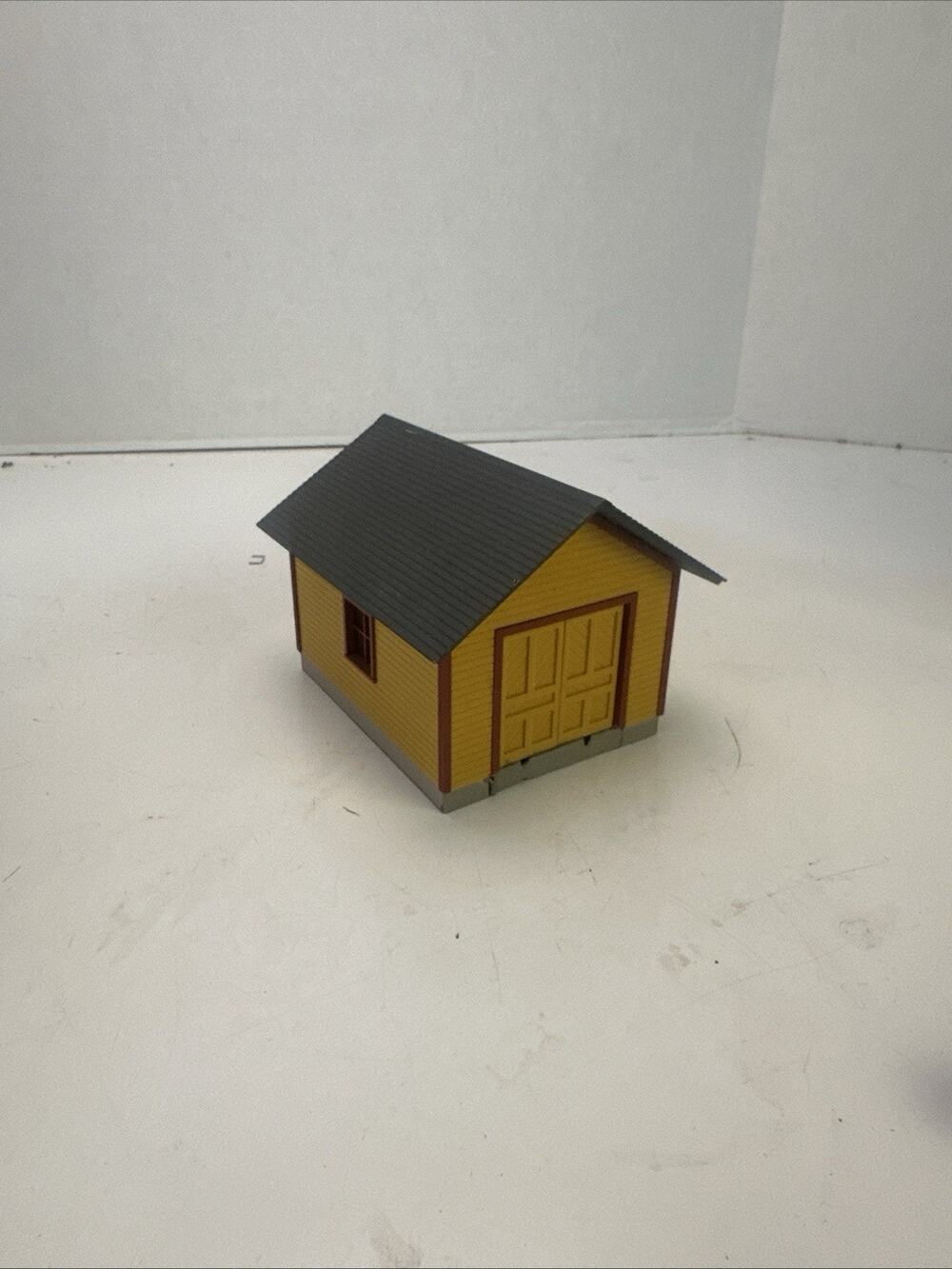 WALTHERS 933-2701, 'O/O-27' SPEEDER SHED